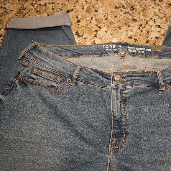 Torrid Perfect Boyfriend Ankle Denim Size 20R - NWT - Picture 4 of 5